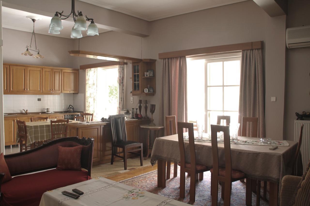 Family House Daire Kalamata Dış mekan fotoğraf